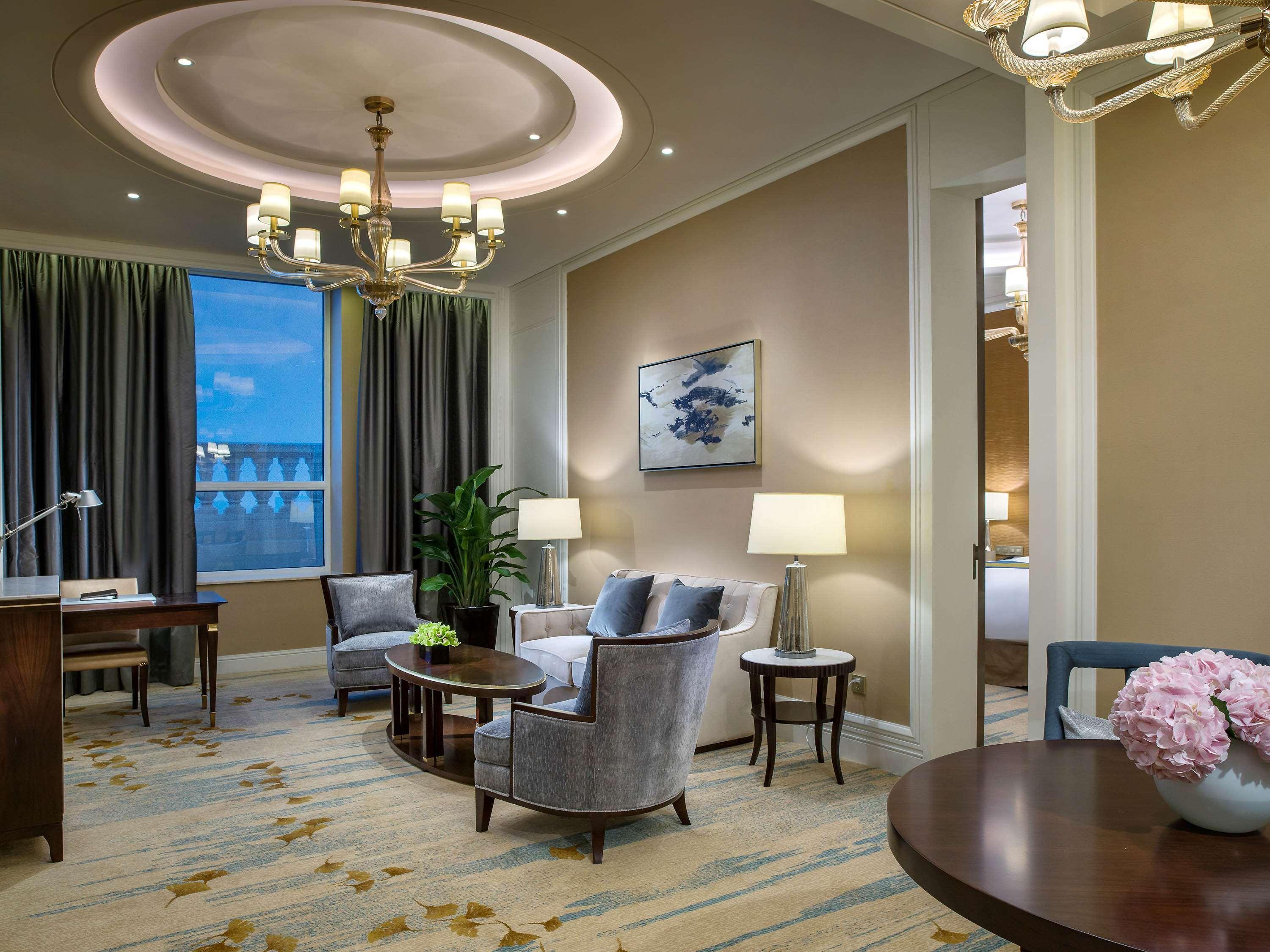 Sofitel Shanghai Hongqiao Exterior photo